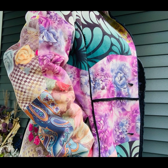 Fashion Concepts Fall/Winter Coat - Picture 4 of 5